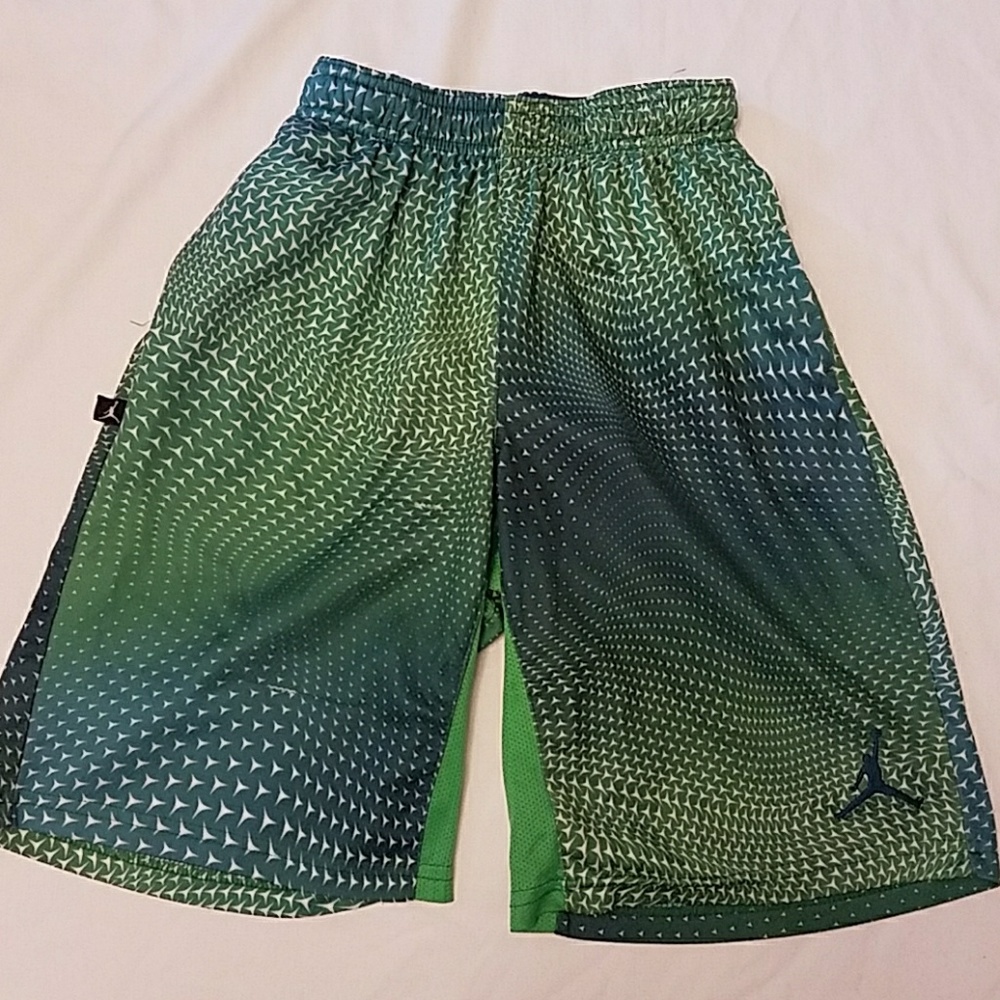 Boys Athletic Shorts SIZE Medium